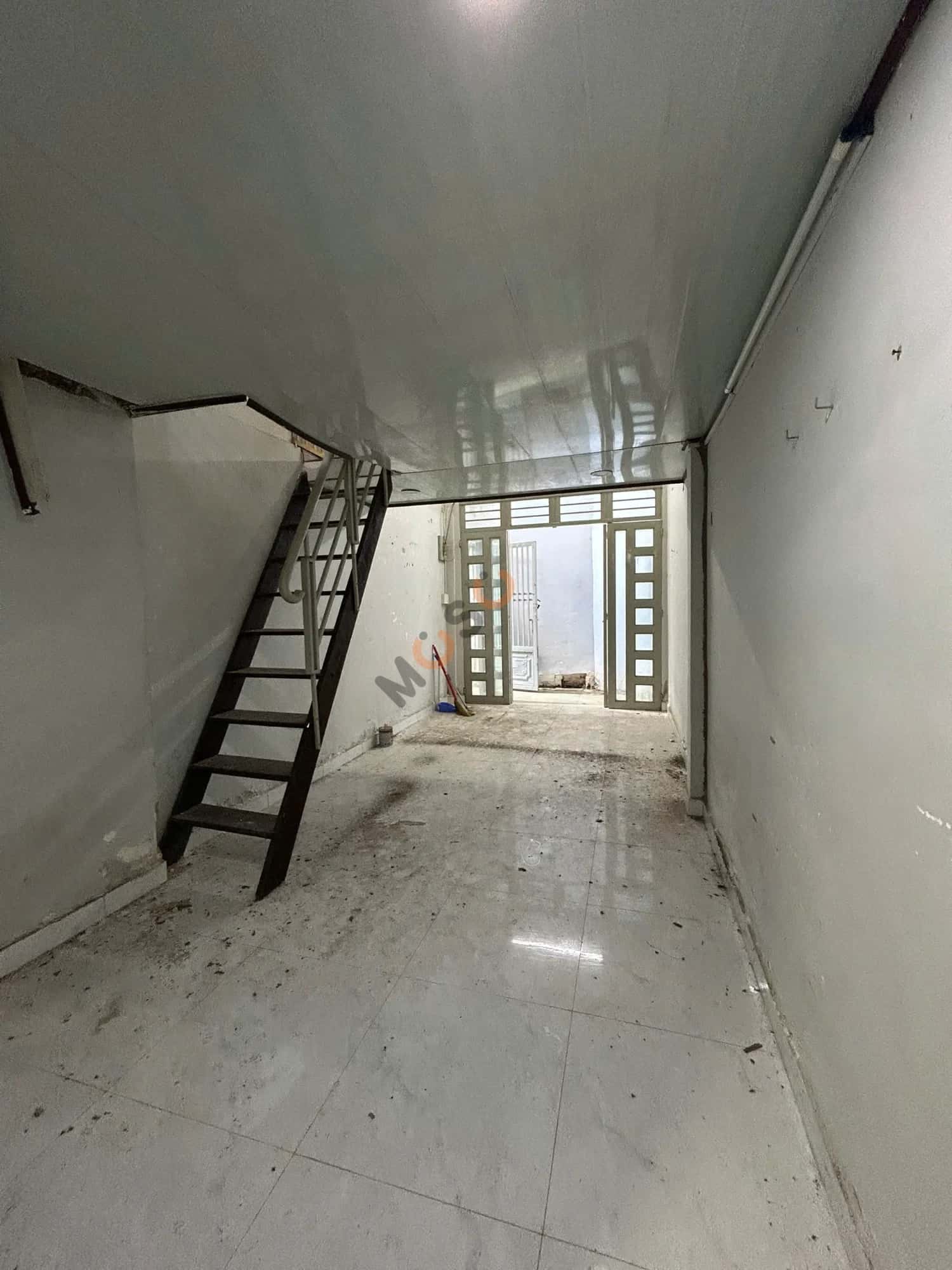 Bán nhà hẻm Cách Mạng Tháng Tám Quận 10, TP.HCM – 2 phòng ngủ, giá 4.3 tỷ — Hình 2 Bán nhà hẻm Cách Mạng Tháng Tám Quận 10, TP.HCM – 2 phòng ngủ, giá 4.3 tỷ — Hình 2