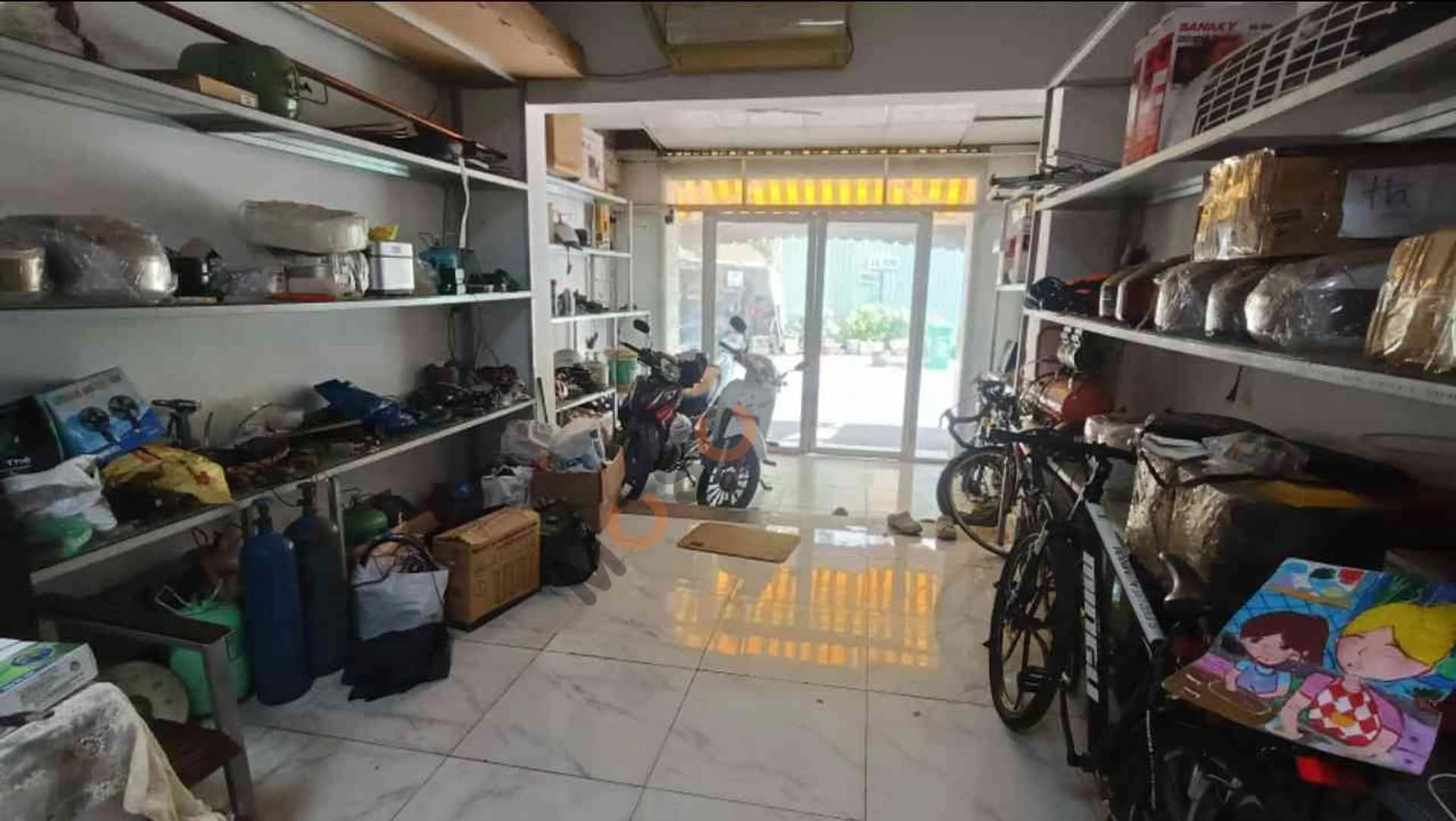 Bán nhà hẻm Kinh Dương Vương Quận Bình Tân, TP.HCM – 3 phòng ngủ, giá 6.5 tỷ Bán nhà hẻm Kinh Dương Vương Quận Bình Tân, TP.HCM – 3 phòng ngủ, giá 6.5 tỷ