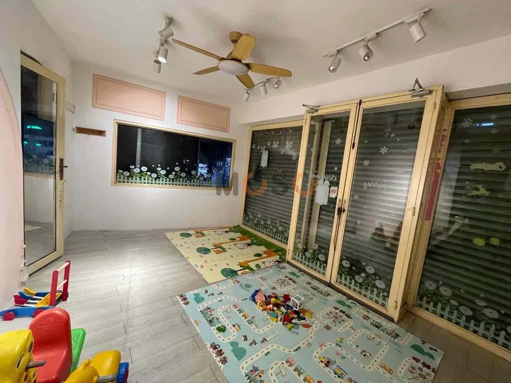 Bán nhà mặt tiền Nguyễn Văn Bứa Huyện Hóc Môn, TP.HCM – 6 phòng ngủ, giá 15 tỷ — Hình 2 Bán nhà mặt tiền Nguyễn Văn Bứa Huyện Hóc Môn, TP.HCM – 6 phòng ngủ, giá 15 tỷ — Hình 2