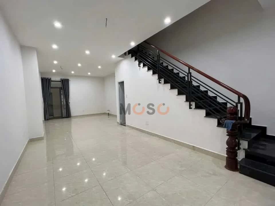Bán nhà mặt tiền đường số 12, KDC Hiệp Thành 3 Thành phố Thủ Dầu Một, Bình Dương – 3 phòng ngủ, giá 5.5 tỷ — Hình 3 Bán nhà mặt tiền đường số 12, KDC Hiệp Thành 3 Thành phố Thủ Dầu Một, Bình Dương – 3 phòng ngủ, giá 5.5 tỷ — Hình 3