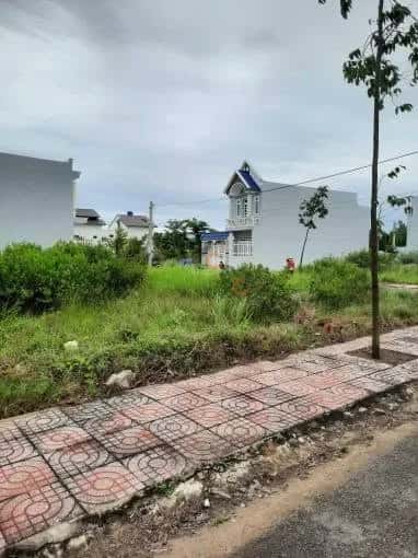 Bán đất đường số 3, Khu dân cư Nam Phong Dragon Huyện Cần Đước, Long An – giá 1.3 tỷ — Hình 2 Bán đất đường số 3, Khu dân cư Nam Phong Dragon Huyện Cần Đước, Long An – giá 1.3 tỷ — Hình 2