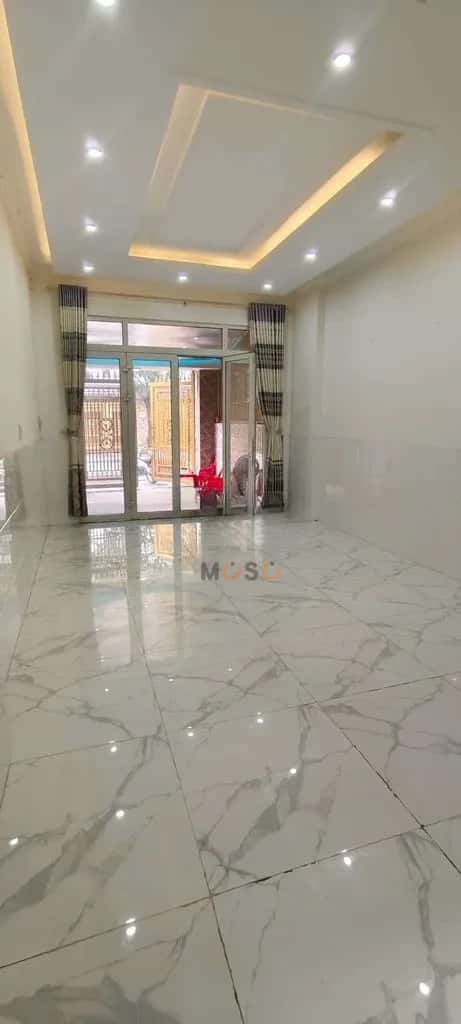 Cho thuê nhà mặt tiền Đường D1 Dĩ An, TP.HCM – 4 phòng ngủ, giá 12 triệu — Hình 3 Cho thuê nhà mặt tiền Đường D1 Dĩ An, TP.HCM – 4 phòng ngủ, giá 12 triệu — Hình 3
