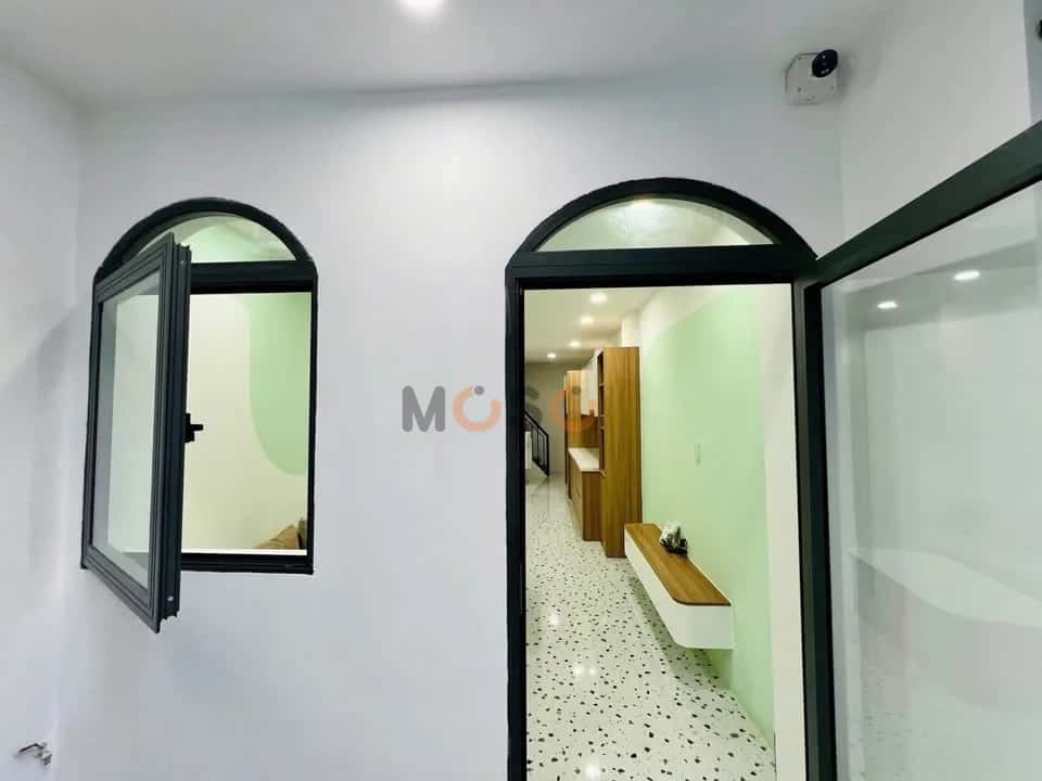 Bán nhà hẻm Hùng Vương Thành phố Nha Trang, Khánh Hòa – 2 phòng ngủ, giá 4.8 tỷ — Hình 2