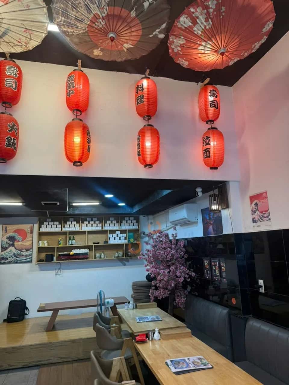Bán nhà mặt tiền Tân Quý Quận Tân Phú, TP.HCM – 3 phòng ngủ, giá 14 tỷ — Hình 2