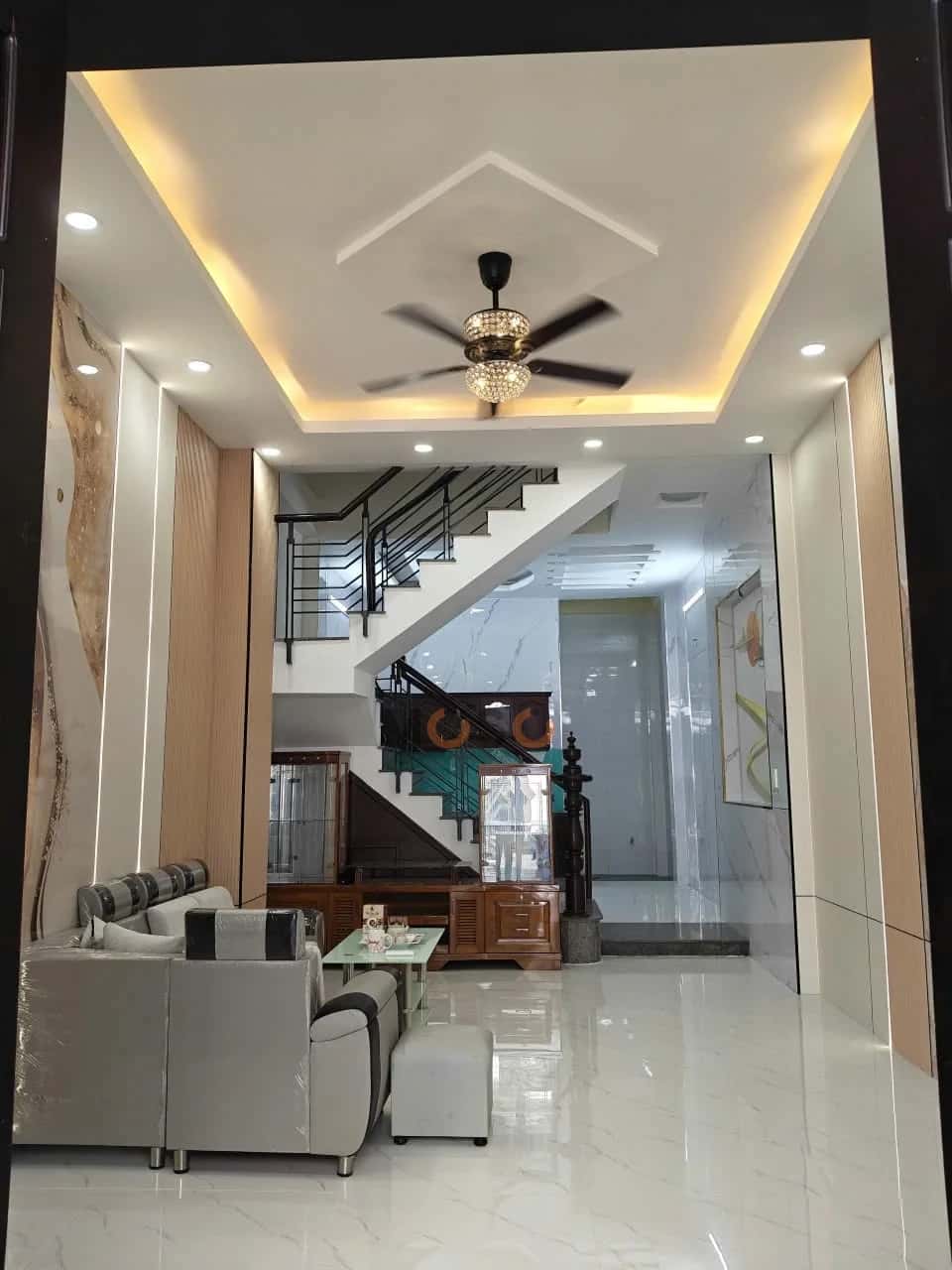 Bán nhà hẻm Tân Chánh Hiệp 3 Quận 12, TP.HCM – 4 phòng ngủ, giá 7 tỷ — Hình 2