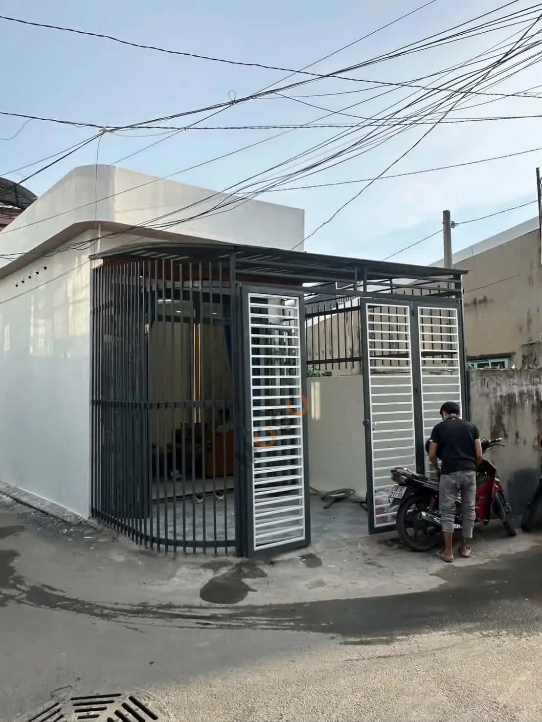 Bán nhà hẻm Bà Triệu Huyện Hóc Môn, TP.HCM – 2 phòng ngủ, giá 2.9 tỷ Bán nhà hẻm Bà Triệu Huyện Hóc Môn, TP.HCM – 2 phòng ngủ, giá 2.9 tỷ