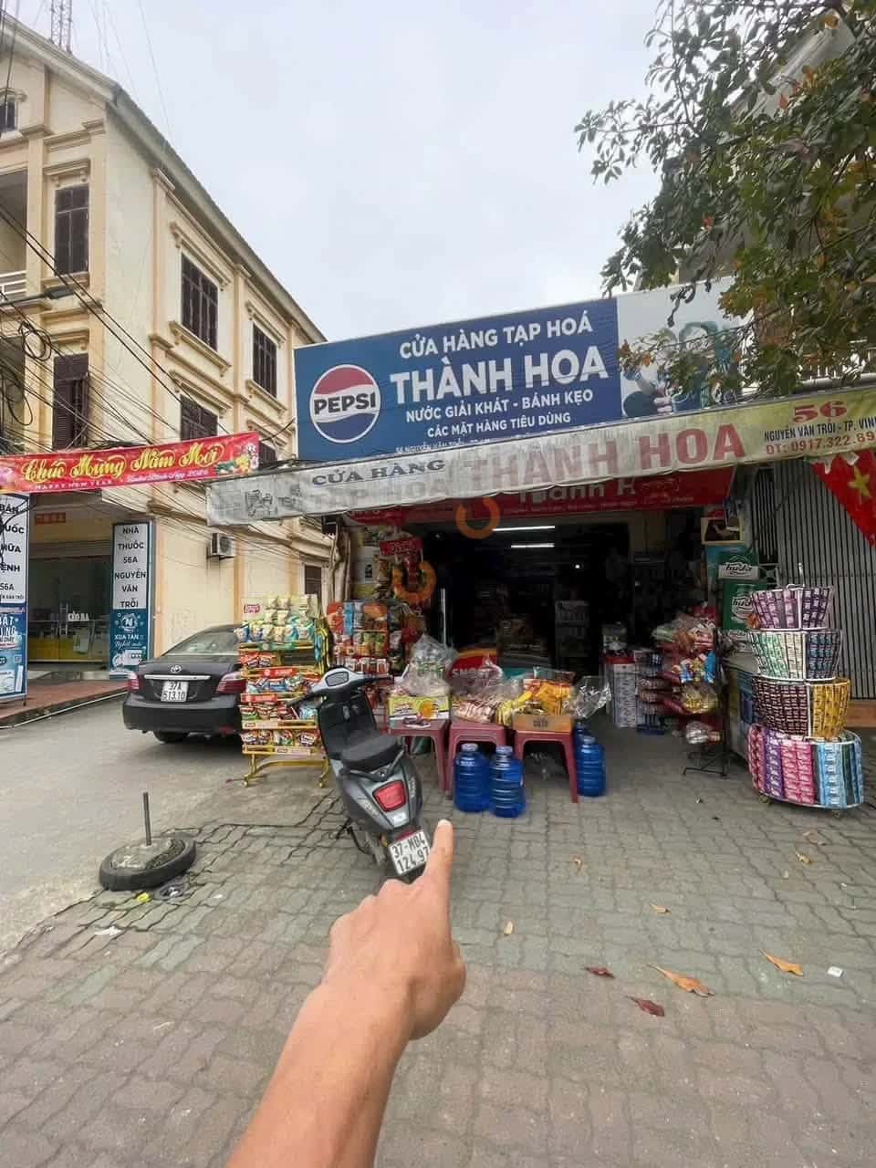 Bán nhà mặt tiền Nguyễn Văn Trỗi Thành phố Vinh, Nghệ An – 2 phòng ngủ, giá 10.6 tỷ — Hình 2 Bán nhà mặt tiền Nguyễn Văn Trỗi Thành phố Vinh, Nghệ An – 2 phòng ngủ, giá 10.6 tỷ — Hình 2