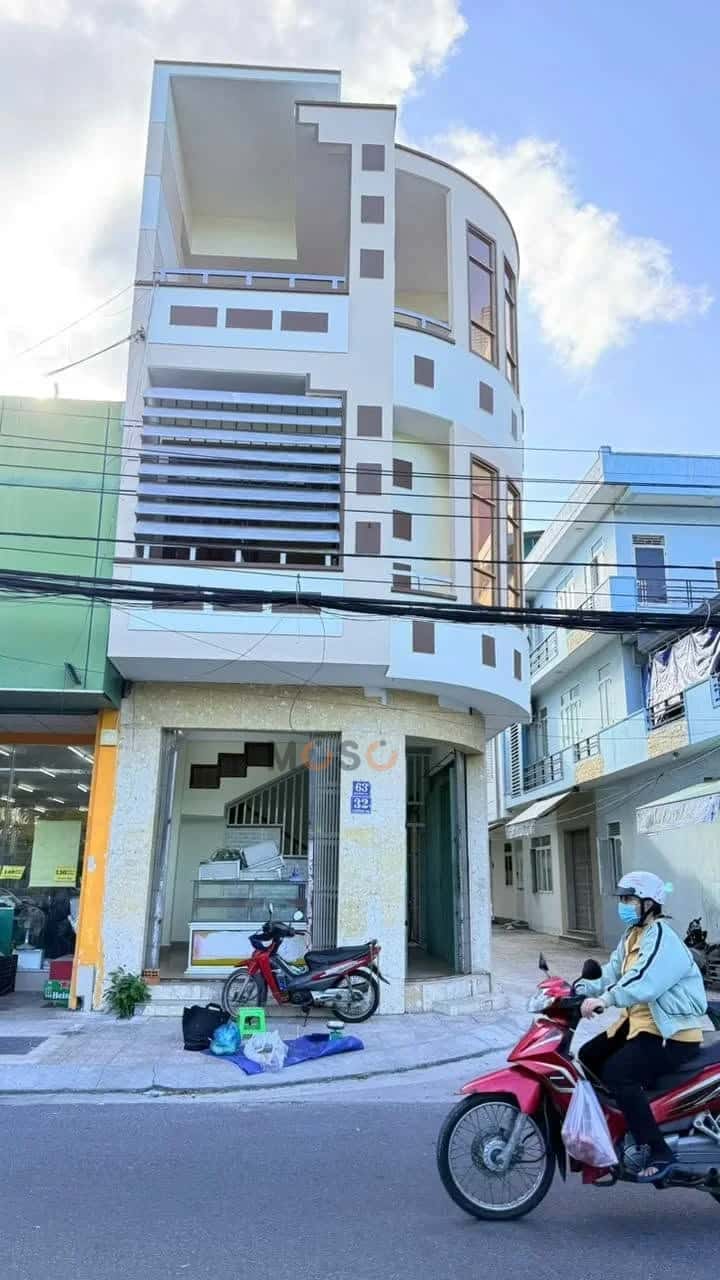 Bán nhà mặt tiền Trường Sa Thành phố Nha Trang, Khánh Hòa – 7 phòng ngủ, giá 15.5 tỷ Bán nhà mặt tiền Trường Sa Thành phố Nha Trang, Khánh Hòa – 7 phòng ngủ, giá 15.5 tỷ