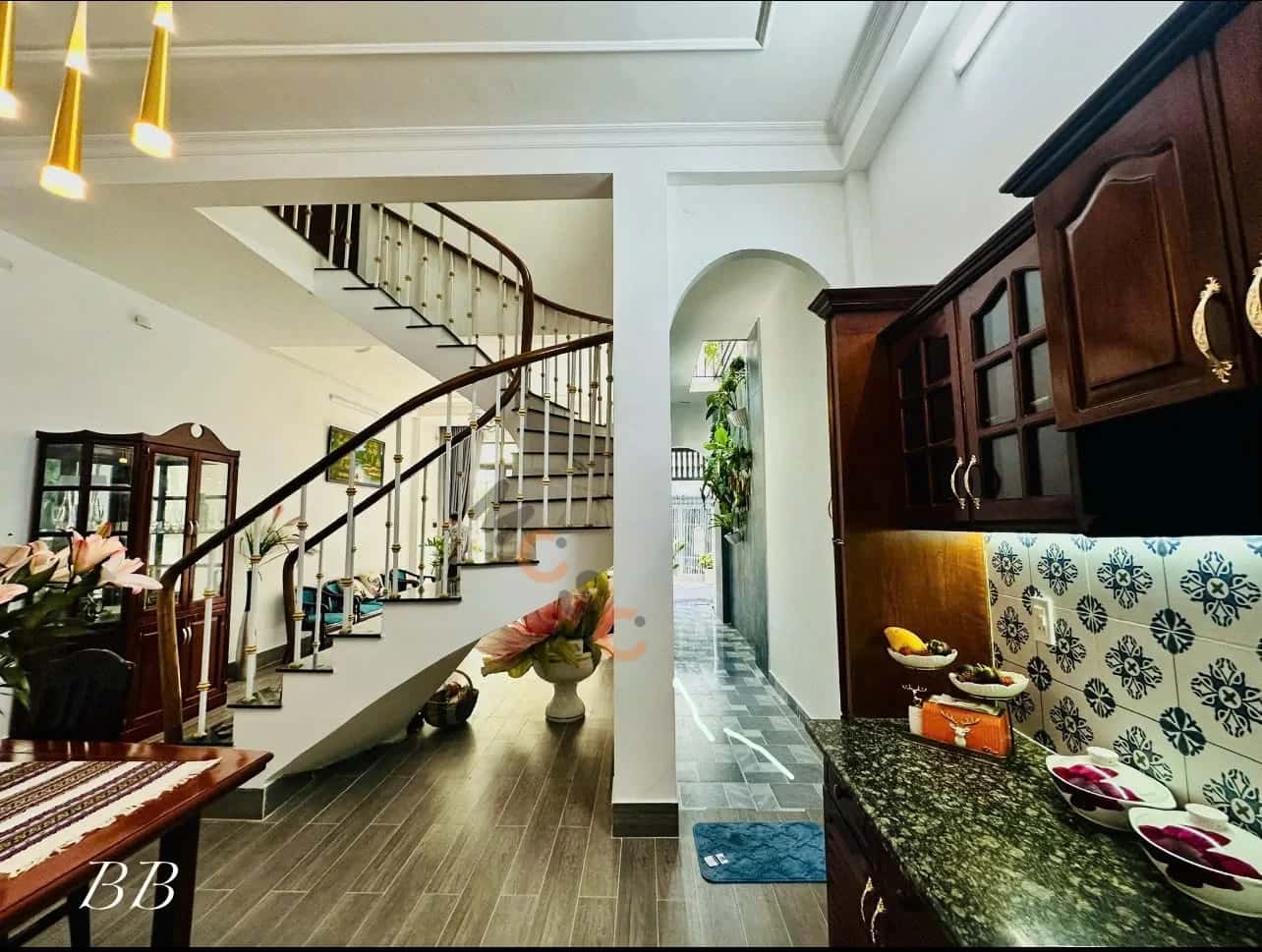 Bán nhà hẻm Phan Huy Ích Quận Gò Vấp, TP.HCM – 2 phòng ngủ, giá 5.9 tỷ — Hình 2 Bán nhà hẻm Phan Huy Ích Quận Gò Vấp, TP.HCM – 2 phòng ngủ, giá 5.9 tỷ — Hình 2