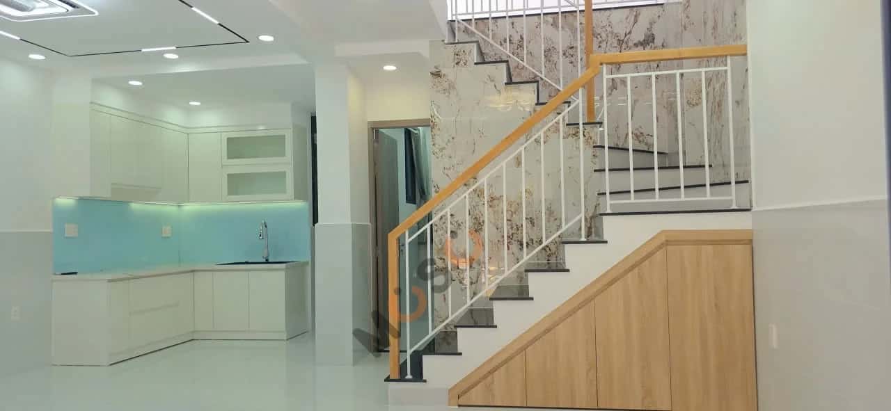 Bán nhà hẻm Lạc Long Quân Quận Tân Bình, TP.HCM – 3 phòng ngủ, giá 5.8 tỷ - ảnh 3