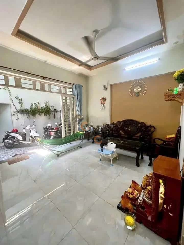 Bán nhà mặt tiền Đường Lò Lu Quận 9 cũ, TP.HCM – 2 phòng ngủ, giá 8.5 tỷ - ảnh 3