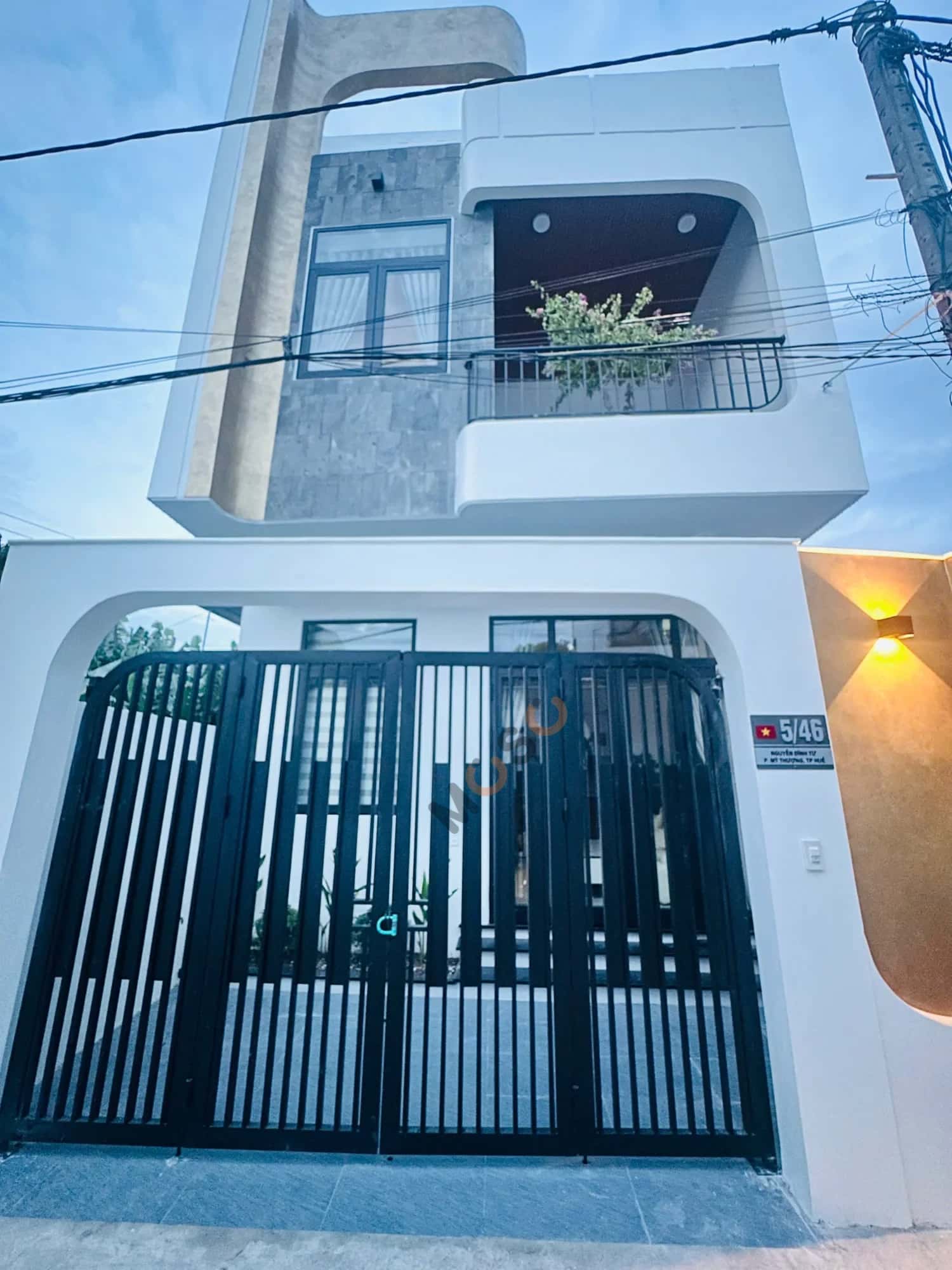 Bán nhà hẻm Nguyễn Đình Tứ Quận Thuận Hóa, TP. Huế – 3 phòng ngủ, giá 3 tỷ - ảnh 1