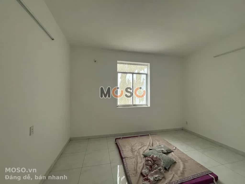 Cho thuê nhà hẻm Nhựa Vỉa Hè Dĩ An, Ho Chi Minh – 4 phòng ngủ, giá 12 triệu - ảnh 2