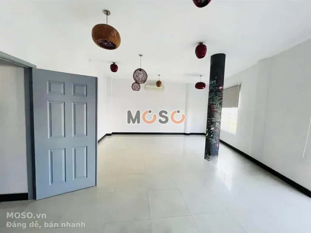 Cho thuê nhà mặt tiền Đường 3 Tháng 2 Hải Châu, Đà Nẵng – 7 phòng ngủ, giá 35 triệu - ảnh 2