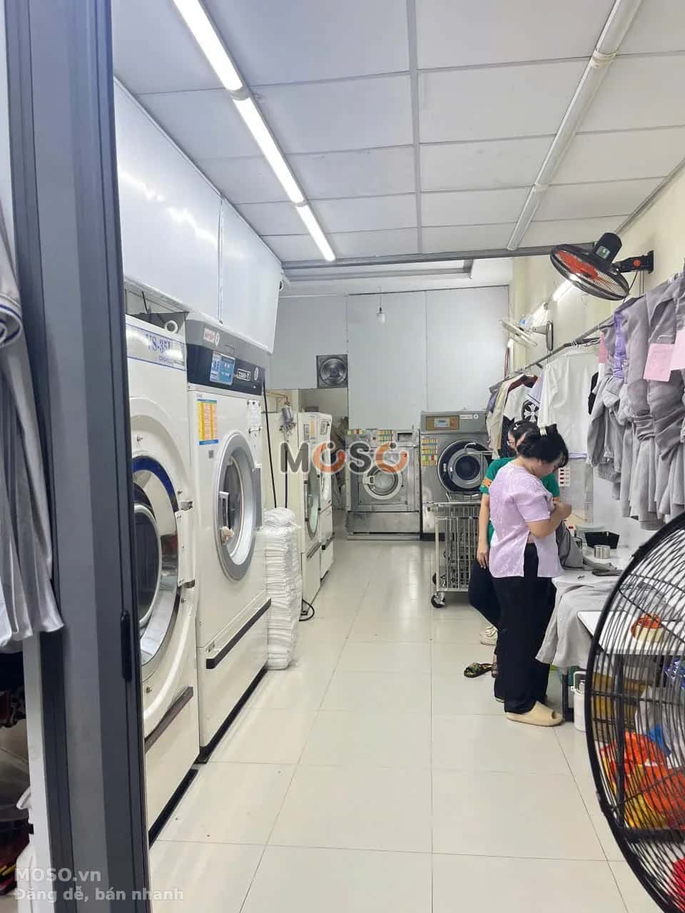 Bán nhà mặt tiền Bờ Bao Tân Thắng Quận Tân Phú, TP.HCM – 2 phòng ngủ, giá 15 tỷ - ảnh 2
