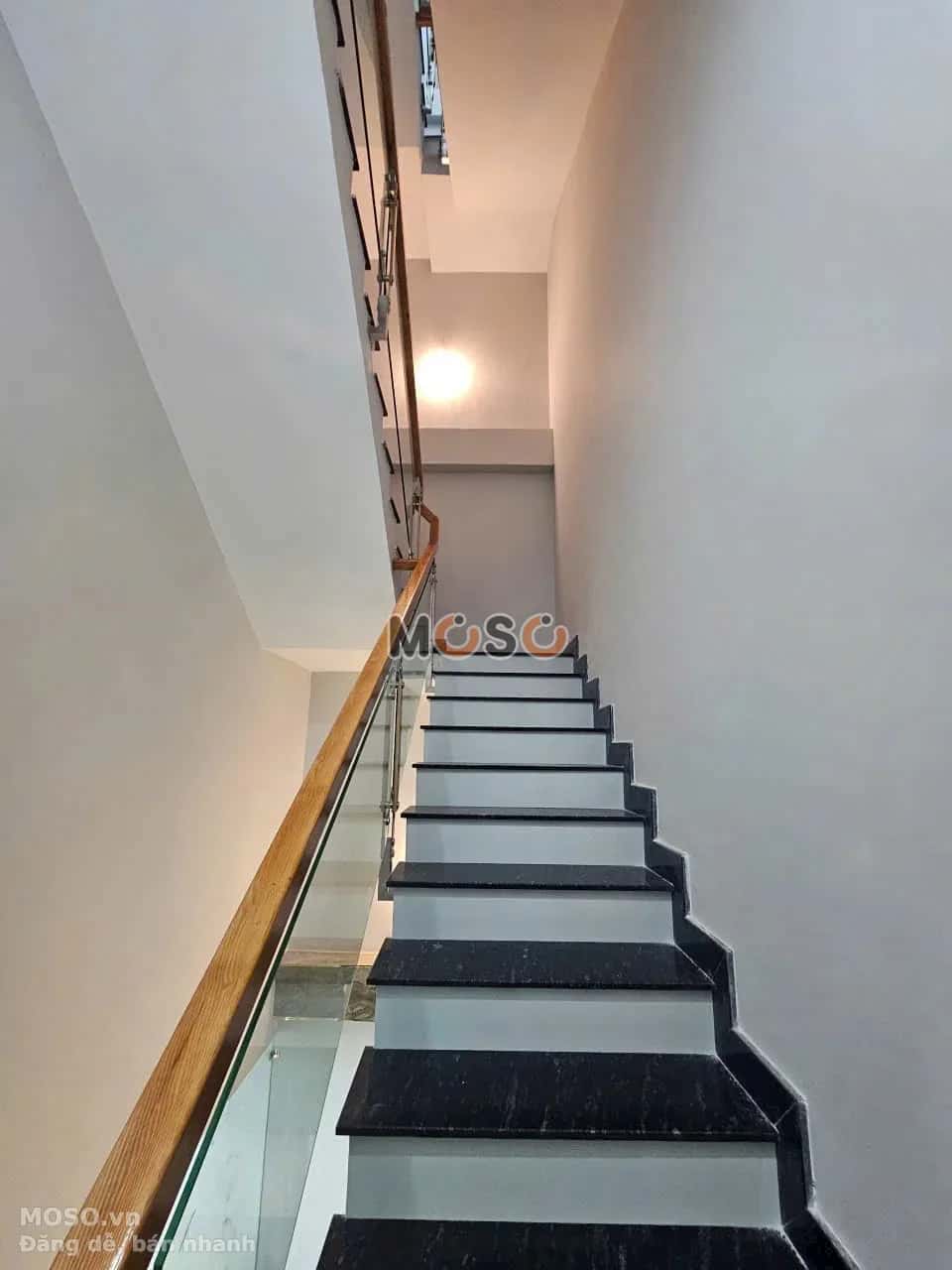 Bán nhà mặt tiền đường D4 Thành phố Dĩ An, Bình Dương – 4 phòng ngủ, giá 5.4 tỷ - ảnh 4