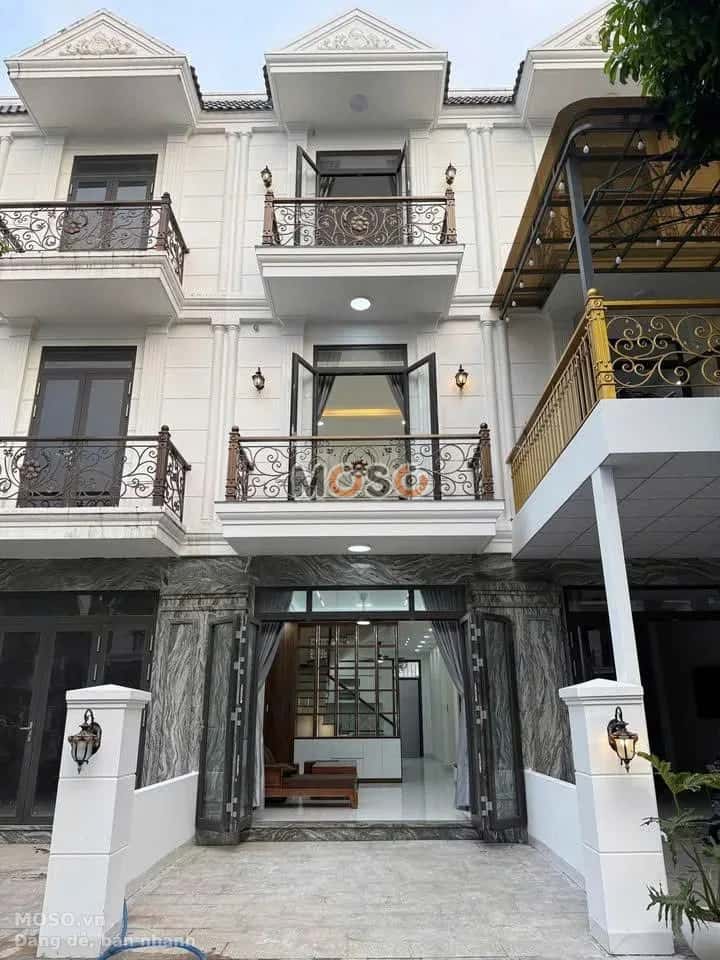 Bán nhà mặt tiền Thửa 2071 - tờ 137 đường D1 Thành phố Dĩ An, Bình Dương – 4 phòng ngủ, giá 7 tỷ - ảnh 1