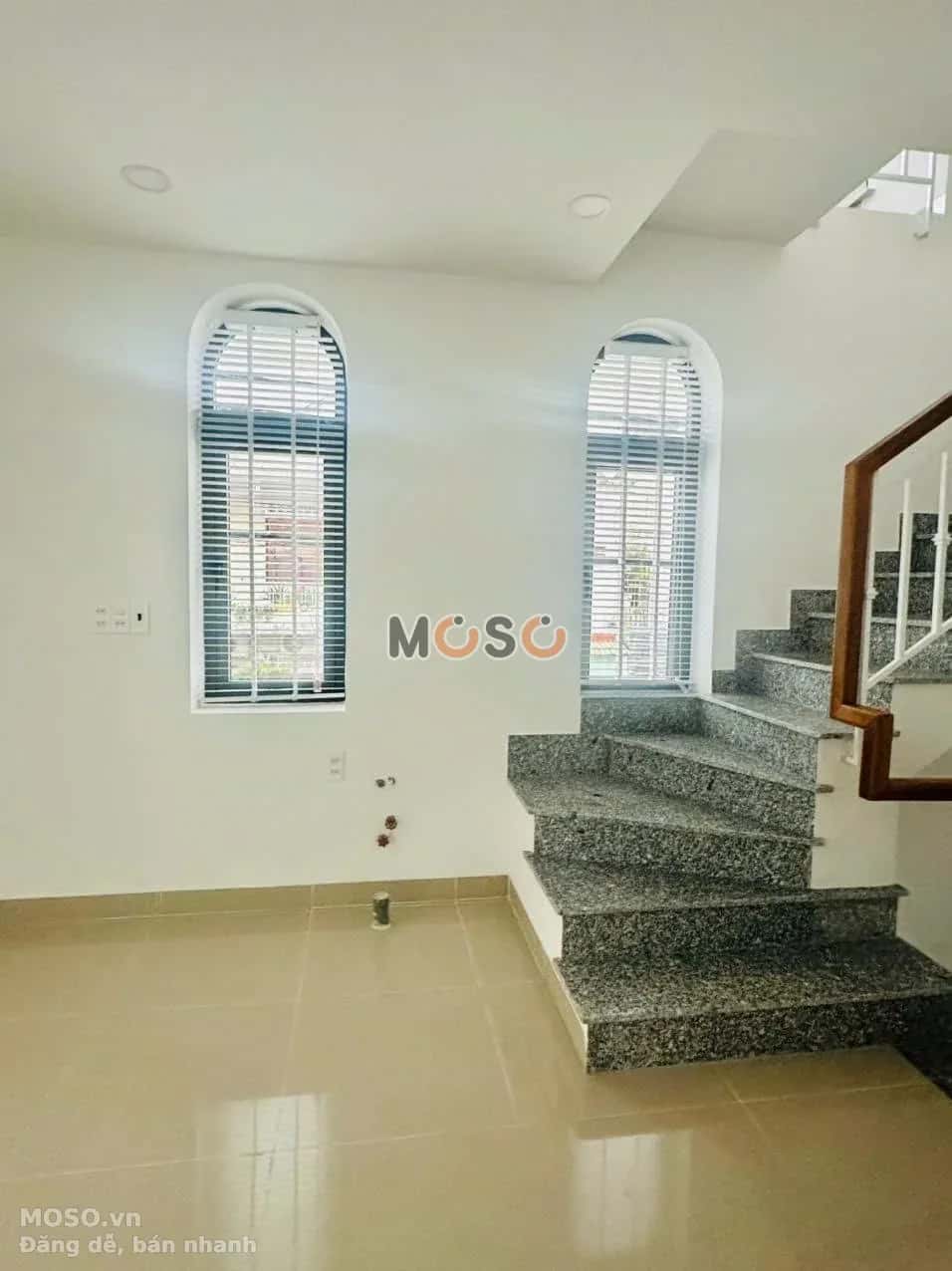 Bán nhà mặt tiền Lê Chân  Thành phố Nha Trang, Khánh Hòa – 2 phòng ngủ, giá 8.8 tỷ - ảnh 2