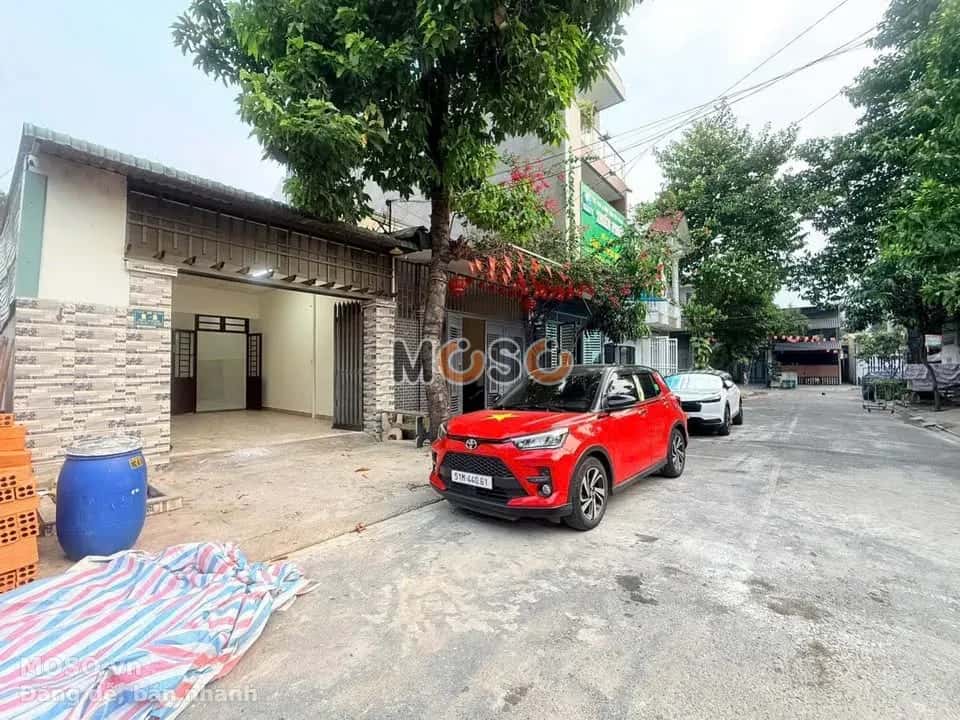 Bán nhà mặt tiền Chiêu Liêu Thành phố Dĩ An, Bình Dương – 2 phòng ngủ, giá 3.8 tỷ - ảnh 1