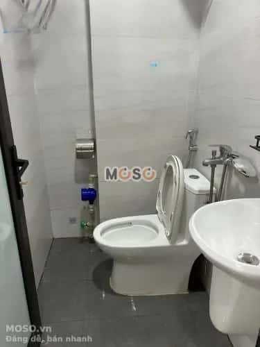 Cho thuê căn hộ chung cư Láng Đống Đa, Hà Nội – 1 phòng ngủ, giá 5.5 triệu - ảnh 4