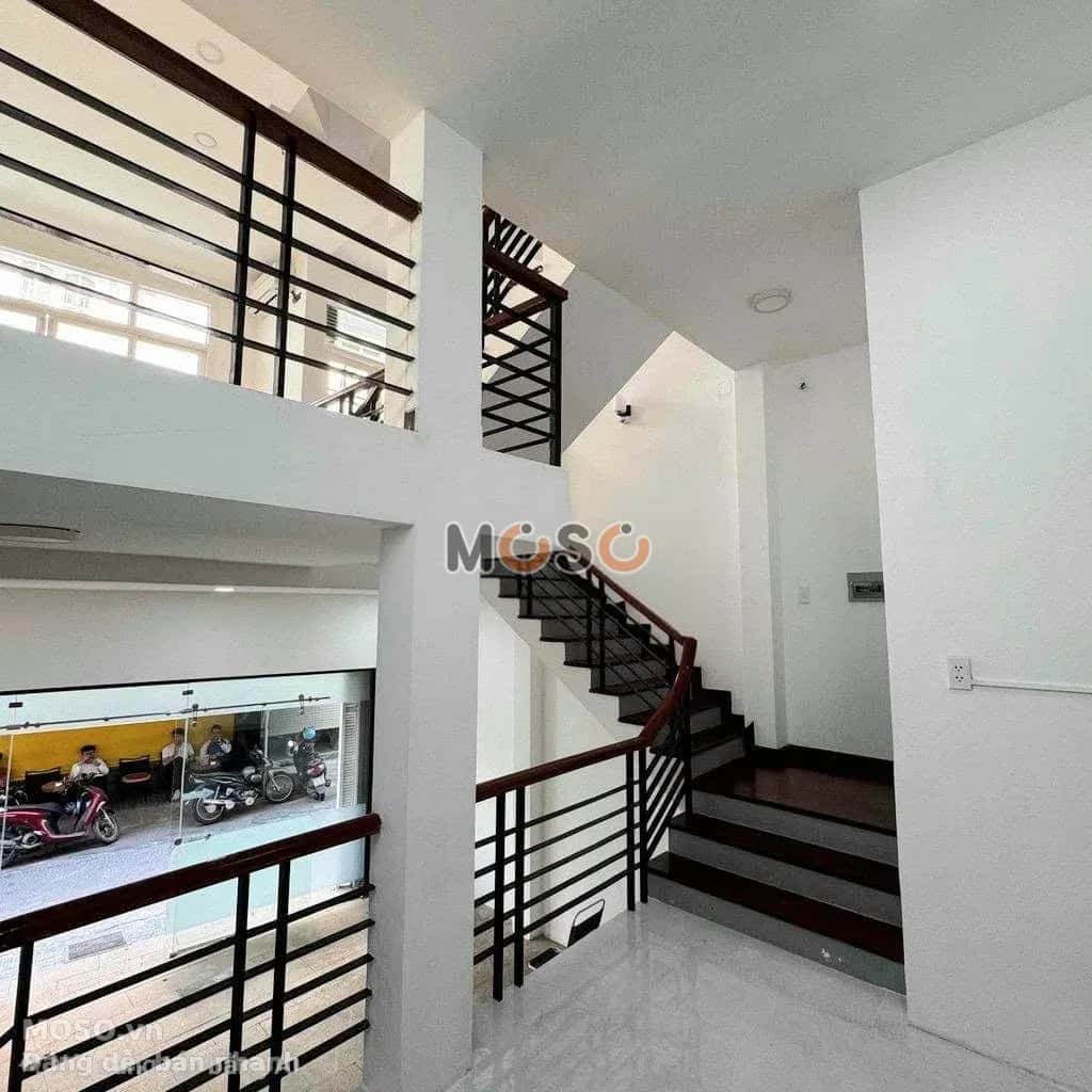 Cho thuê nhà hẻm Hoa Sứ Quận Phú Nhuận, TP.HCM – 5 phòng ngủ, giá 32 triệu - ảnh 1