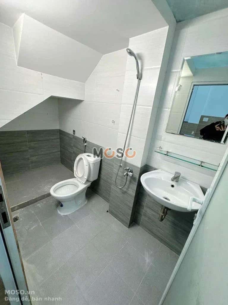 Cho thuê nhà hẻm Kênh Nước Đen Tân Phú, TP.HCM – 4 phòng ngủ, giá 16 triệu - ảnh 3