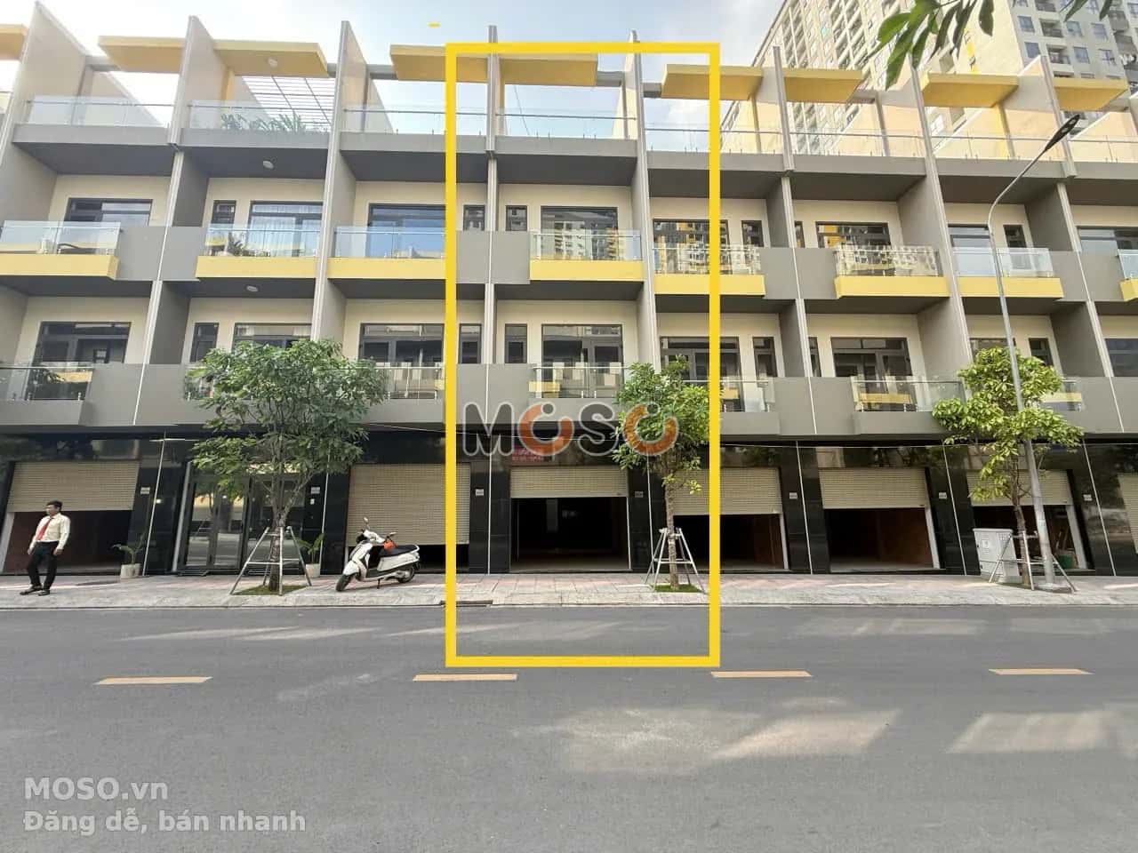 Bán nhà mặt tiền Thống Nhất, Khu dân cư Bcons Uni Valley Thành phố Dĩ An, Bình Dương – 5 phòng ngủ, giá 10 tỷ - ảnh 1