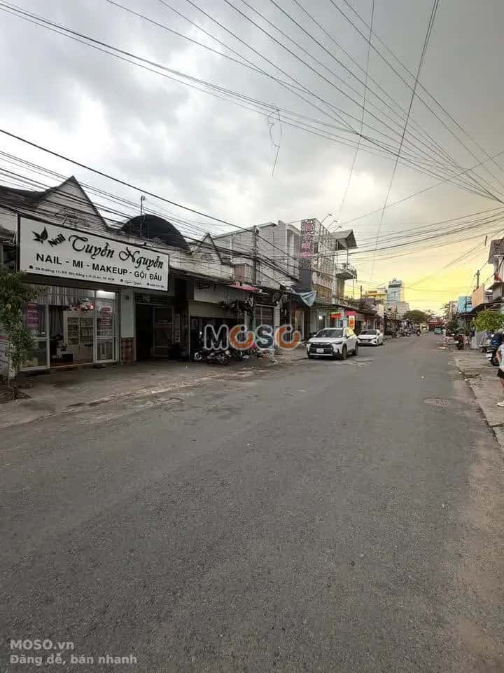 Bán nhà mặt tiền đường số 11, khu phố Nhị Đồng 1 Thành phố Dĩ An, Bình Dương – 2 phòng ngủ, giá 7.5 tỷ - ảnh 2