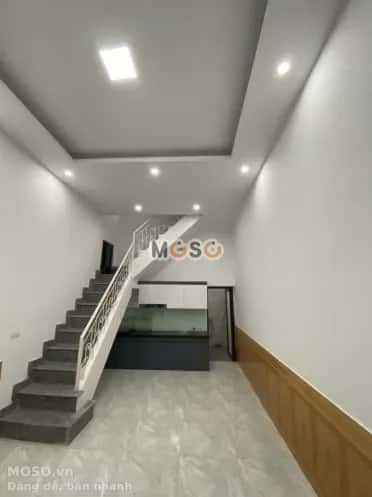 Cho thuê nhà hẻm Nguyễn Đức Cảnh Hoàng Mai, Hà Nội – 3 phòng ngủ, giá 2 tỷ - ảnh 2