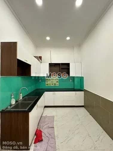 Cho thuê nhà hẻm Lê Thị Chợ Quận 7, TP.HCM – 4 phòng ngủ, giá 20 triệu - ảnh 2