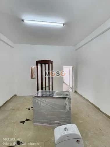Cho thuê nhà mặt tiền Trần Quang Cơ Tân Phú, TP.HCM – 8 phòng ngủ, giá 27 triệu - ảnh 1