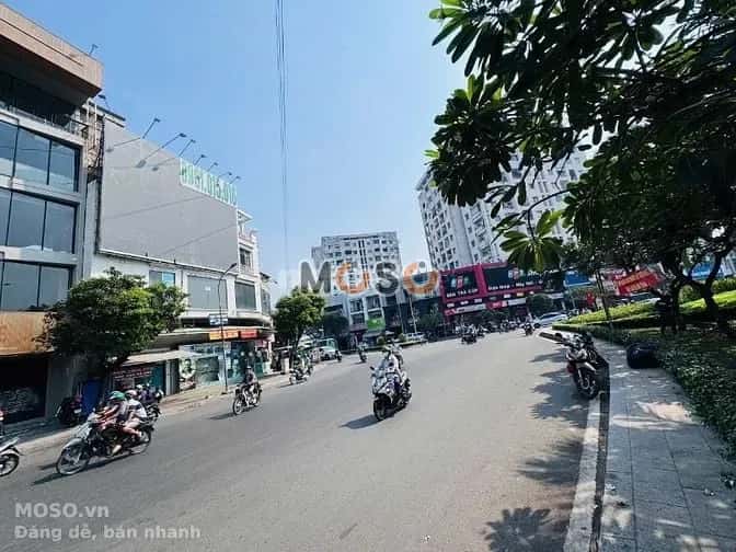 Cho thuê nhà mặt tiền Đường Âu Cơ Quận Tân Bình, TP.HCM – giá 180 triệu - ảnh 5