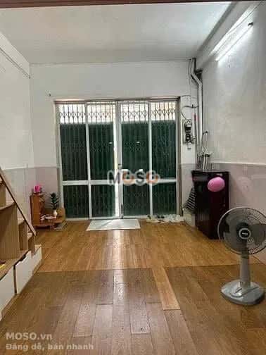 Cho thuê nhà mặt tiền Quận 11, TP.HCM – 2 phòng ngủ, giá 15 triệu - ảnh 1