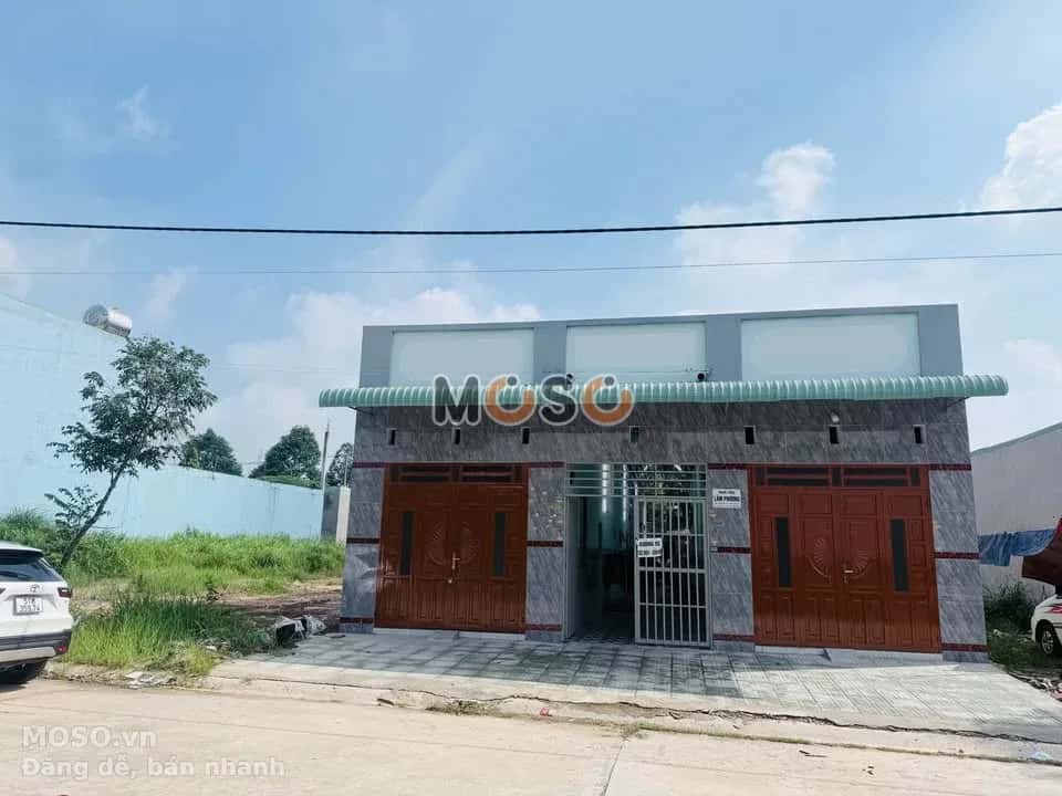 Bán nhà mặt tiền đường Ni11 Thành phố Bến Cát, Bình Dương – 10 phòng ngủ, giá 4 tỷ - ảnh 1