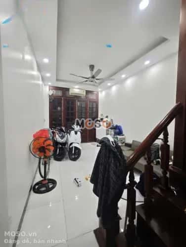 Cho thuê nhà hẻm Nguyễn Đức Cảnh Quận Hoàng Mai, Hà Nội – 4 phòng ngủ, giá 15 triệu - ảnh 1