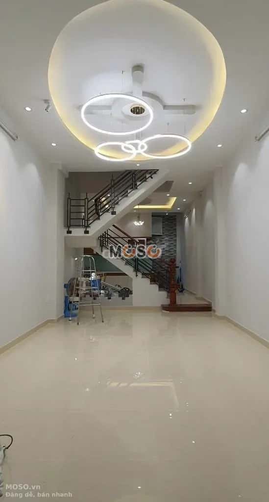 Cho thuê nhà mặt tiền Đường Út Tịch Quận Tân Bình, TP.HCM – 5 phòng ngủ, giá 24 triệu - ảnh 2