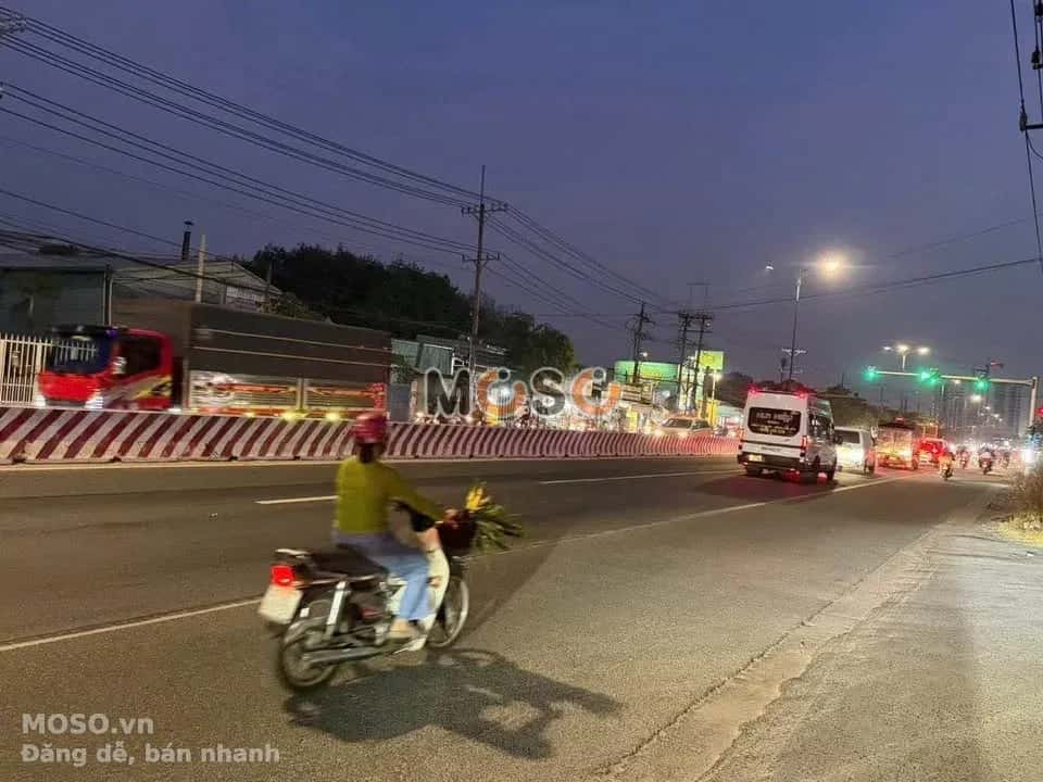 Bán nhà mặt tiền Quốc Lộ 13 Thành phố Bến Cát, Bình Dương – 2 phòng ngủ, giá 11.5 tỷ - ảnh 3