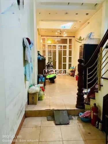 Cho thuê nhà hẻm Ngõ Quỳnh Hai Bà Trưng, Hà Nội – 2 phòng ngủ, giá 10 triệu - ảnh 1