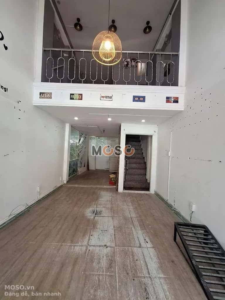 Cho thuê nhà mặt tiền lí thái tổ Quận 10, TP.HCM – 3 phòng ngủ, giá 18 triệu - ảnh 1