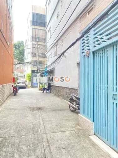 Cho thuê nhà hẻm Quận 4, TP.HCM – 2 phòng ngủ, giá 15 triệu - ảnh 1