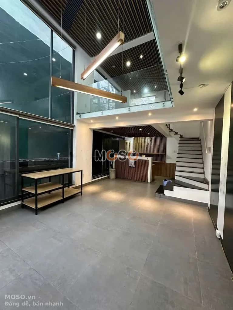 Cho thuê nhà mặt tiền Lê Lợi Hải Châu, Đà Nẵng – 4 phòng ngủ, giá 20 triệu - ảnh 4