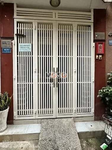 Cho thuê nhà hẻm Võ Văn Kiệt Quận 5, TP.HCM – 3 phòng ngủ, giá 15 triệu - ảnh 2