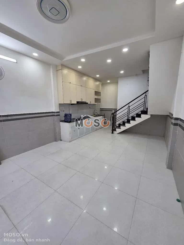 Cho thuê nhà hẻm Đường Phan Thị Hành Quận Tân Phú, TP.HCM – 3 phòng ngủ, giá 9 triệu - ảnh 4