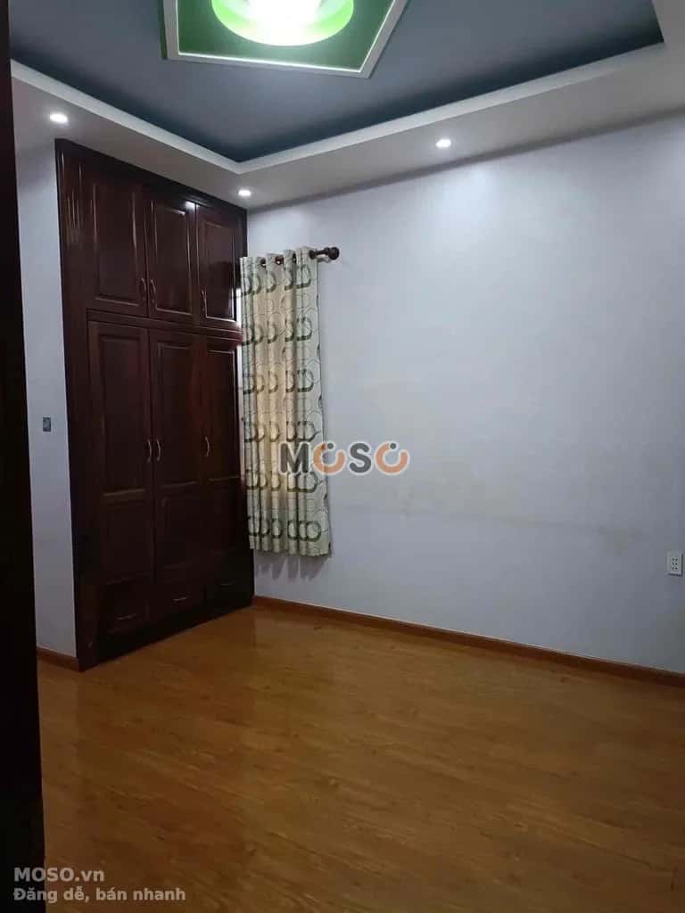 Cho thuê nhà mặt tiền Võ Văn Hát Quận 9 cũ, Ho Chi Minh – 4 phòng ngủ, giá 25 triệu - ảnh 4
