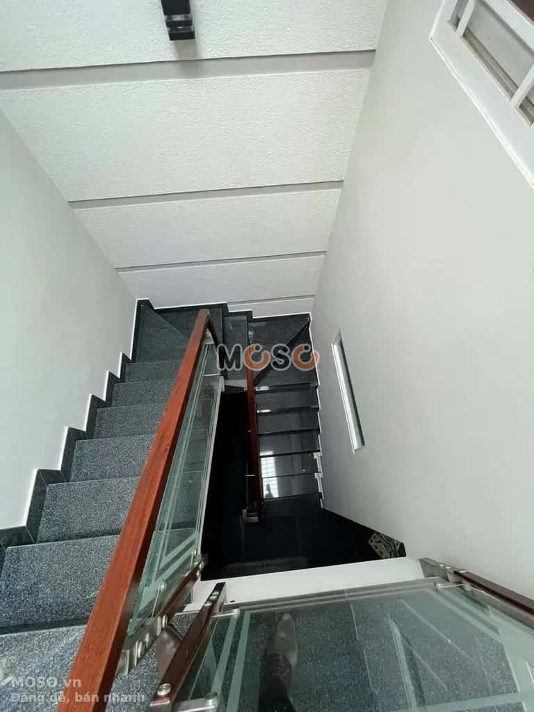 Cho thuê nhà mặt tiền Đường Huỳnh Văn Bánh Phú Nhuận, TP.HCM – 4 phòng ngủ, giá 27 triệu - ảnh 3