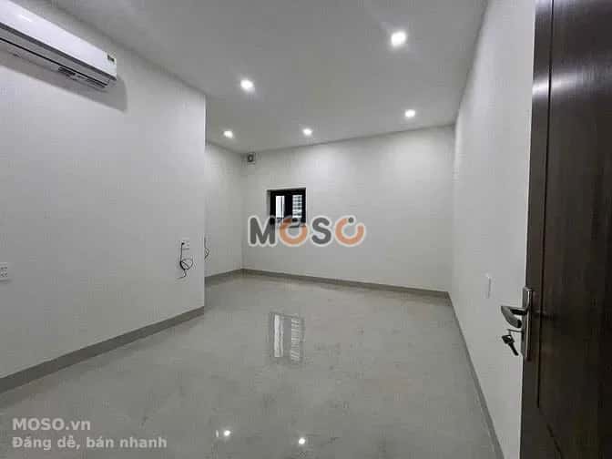 Cho thuê nhà mặt tiền Vĩnh Trung Plaza Thanh Khê, Đà Nẵng – 4 phòng ngủ, giá 20 triệu - ảnh 3