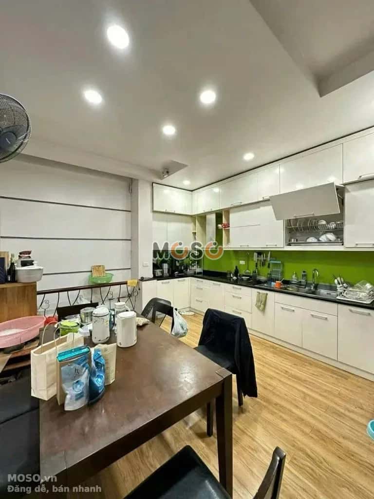 Cho thuê nhà hẻm Phố Thái Hà Đống Đa, Hà Nội – 3 phòng ngủ, giá 11 triệu - ảnh 1