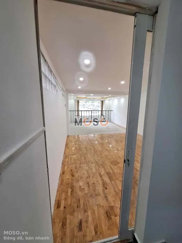 Cho thuê nhà mặt tiền Đường Kênh Tân Hóa Quận Tân Phú, TP.HCM – 4 phòng ngủ, giá 17 triệu - ảnh 4