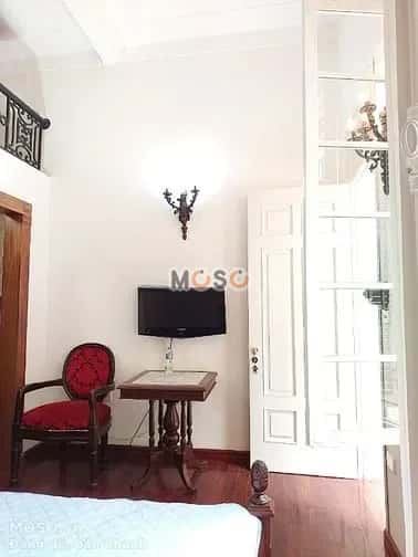 Cho thuê căn hộ chung cư Phố Hàng Bồ Hoàn Kiếm, Hà Nội – 1 phòng ngủ, giá 6 triệu - ảnh 4