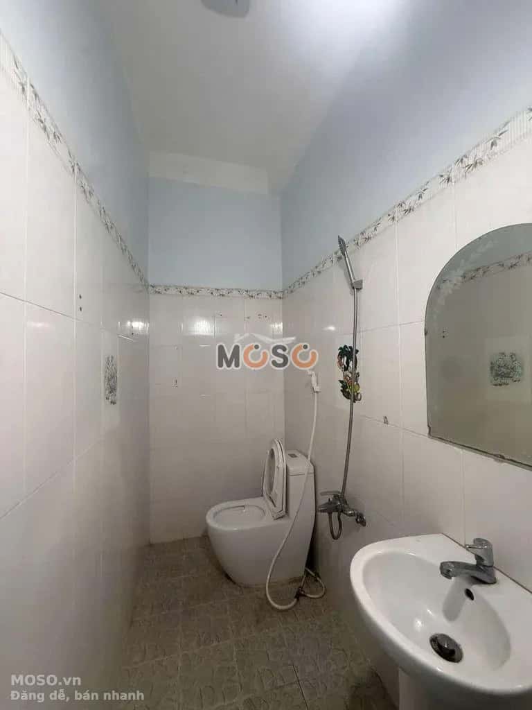 Cho thuê nhà hẻm Đường số 5 Thành phố Dĩ An, Binh Duong – 6 phòng ngủ, giá 15 triệu - ảnh 3